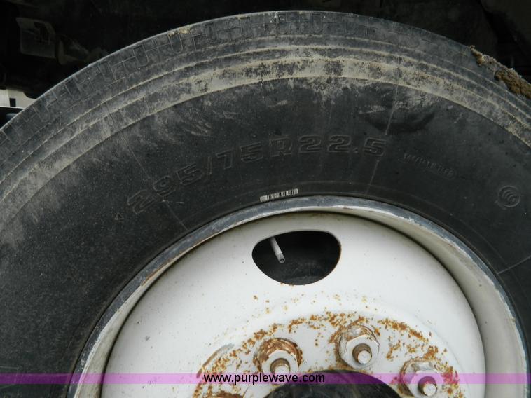 image for item J8917 1991 GMC TopKick service truck