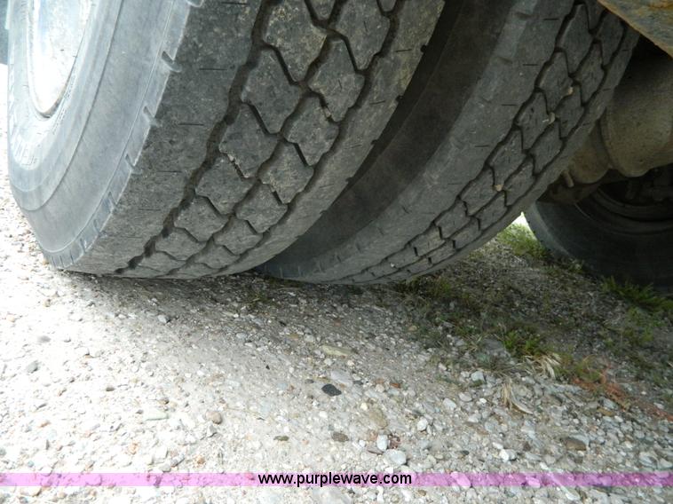 image for item J8917 1991 GMC TopKick service truck