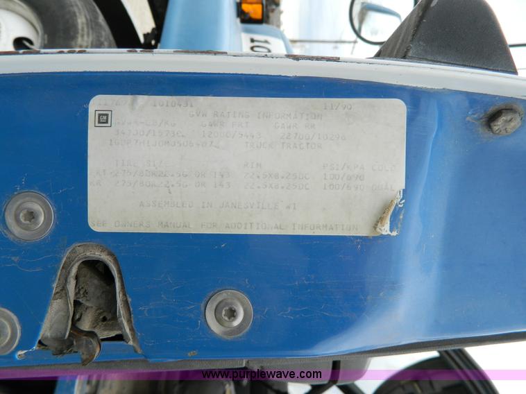 image for item J8917 1991 GMC TopKick service truck