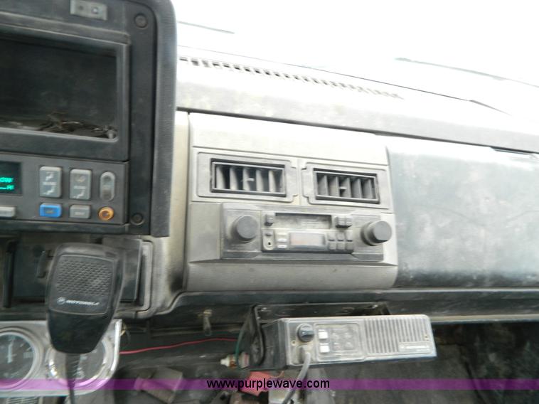 image for item J8917 1991 GMC TopKick service truck