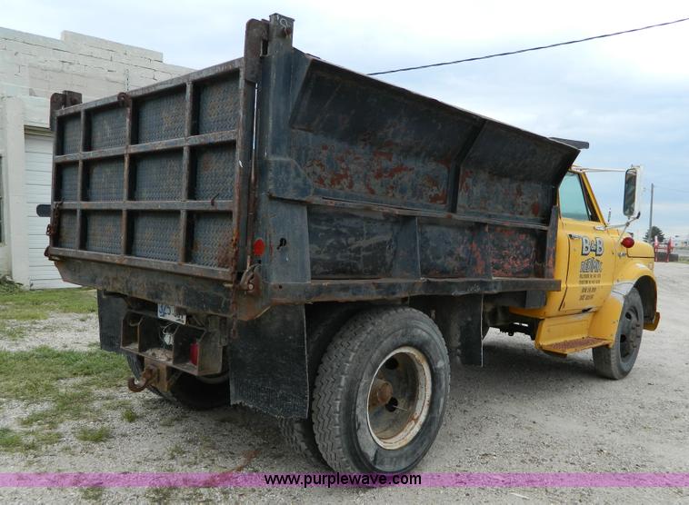 image for item J8918 1972 Chevrolet C50 dump truck