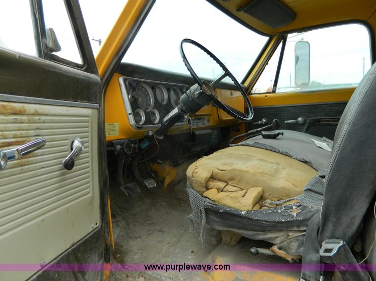 image for item J8918 1972 Chevrolet C50 dump truck