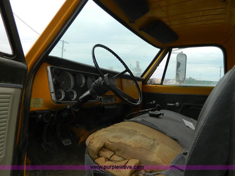 image for item J8918 1972 Chevrolet C50 dump truck