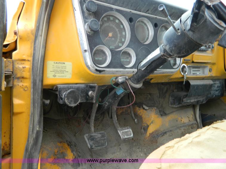 image for item J8918 1972 Chevrolet C50 dump truck