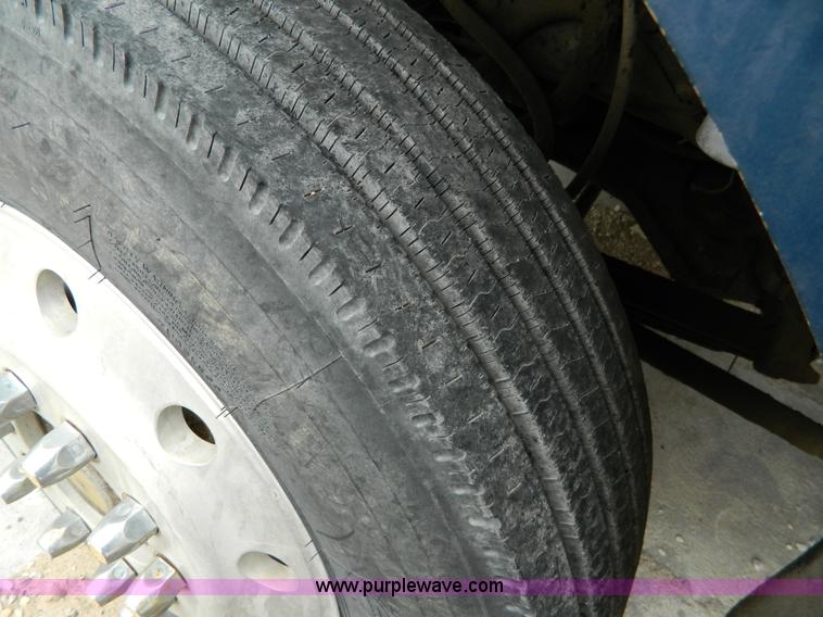 image for item J8920 1977 Kenworth W900A dump truck