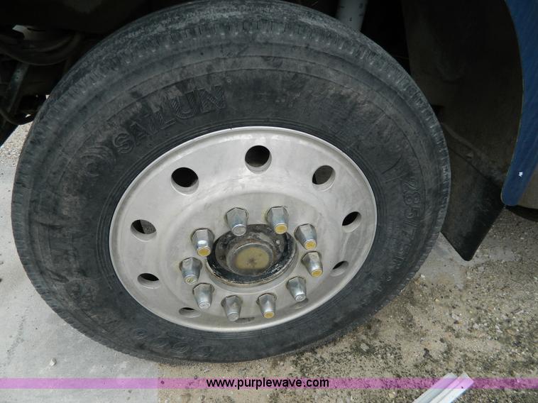 image for item J8920 1977 Kenworth W900A dump truck