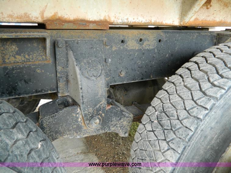 image for item J8920 1977 Kenworth W900A dump truck