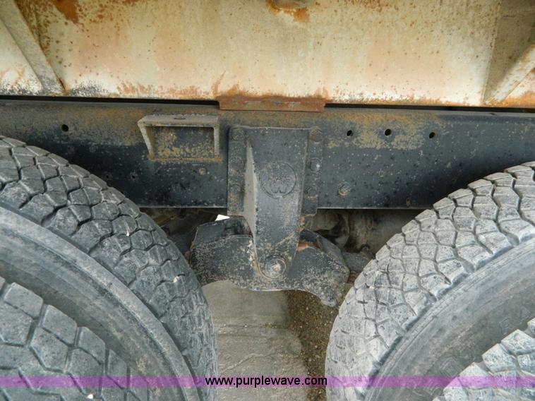 image for item J8920 1977 Kenworth W900A dump truck