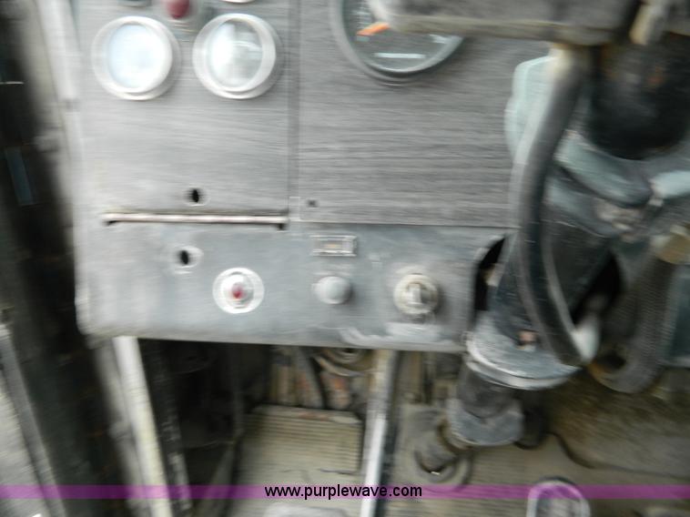 image for item J8920 1977 Kenworth W900A dump truck