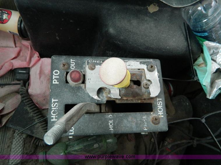 image for item J8920 1977 Kenworth W900A dump truck