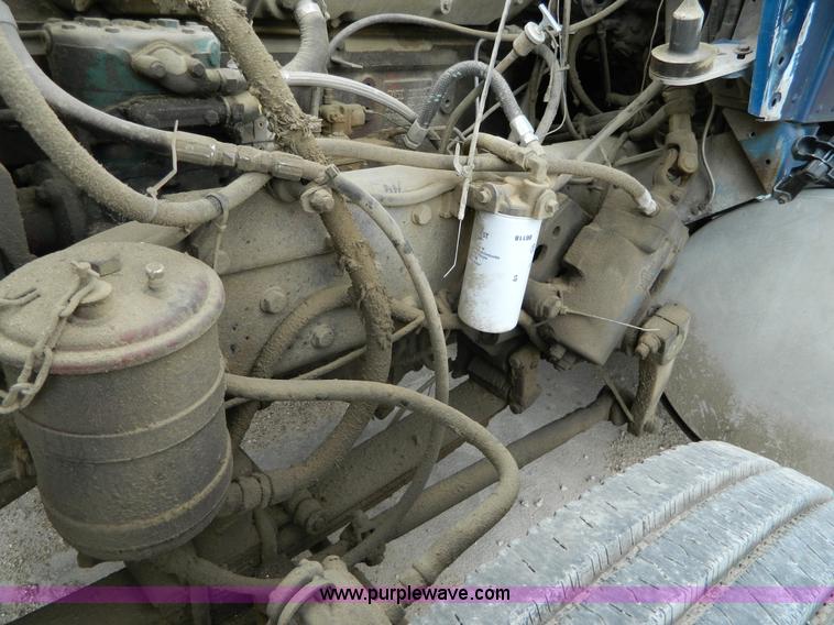 image for item J8920 1977 Kenworth W900A dump truck