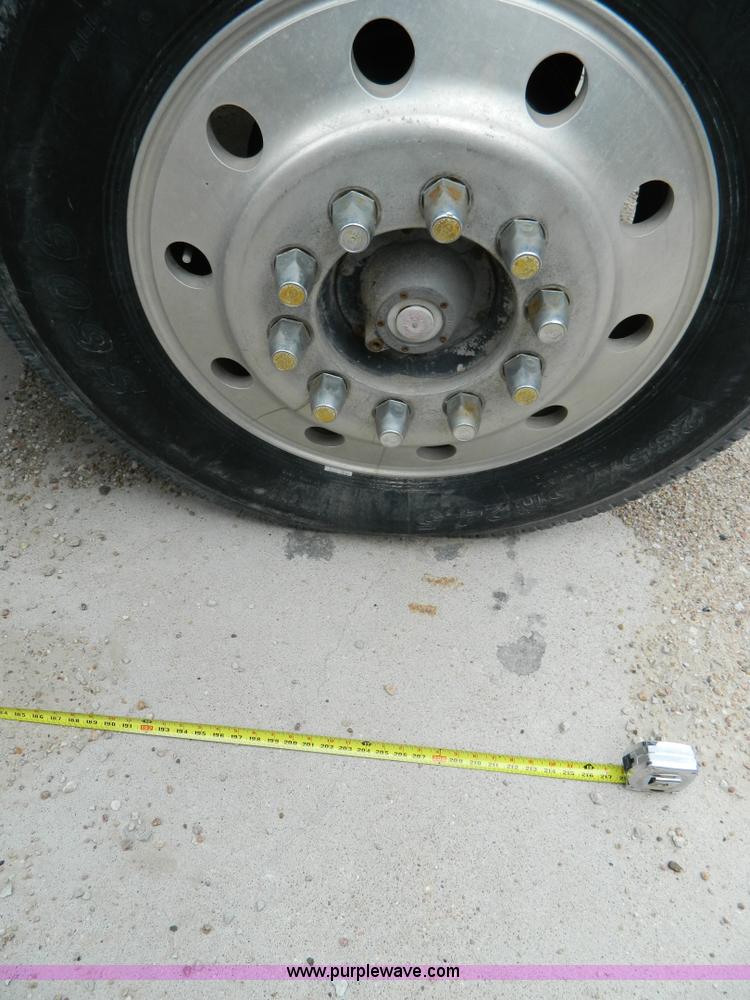 image for item J8920 1977 Kenworth W900A dump truck