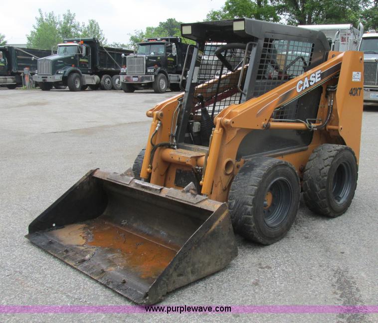 image for item K1396 2004 Case 40XT skid steer