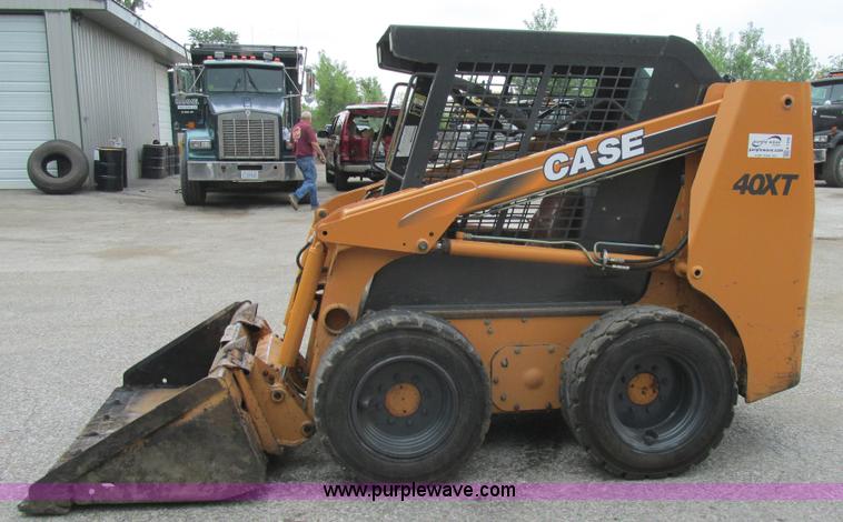 image for item K1396 2004 Case 40XT skid steer