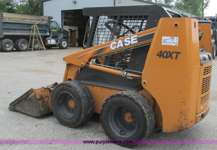 image for item K1396 2004 Case 40XT skid steer