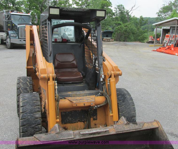image for item K1396 2004 Case 40XT skid steer
