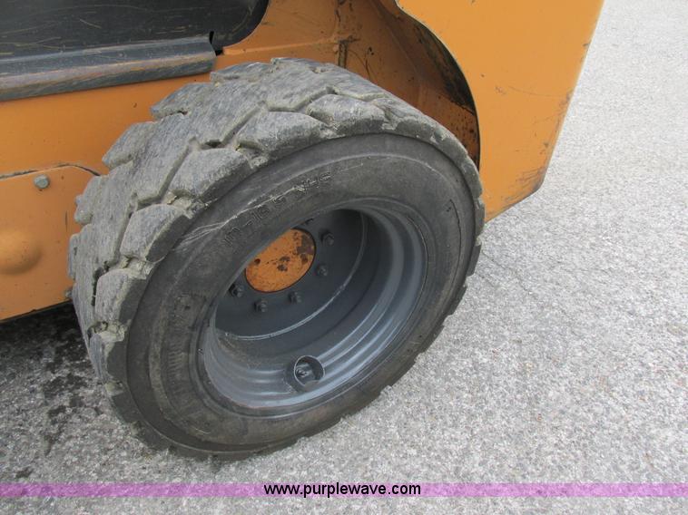 image for item K1396 2004 Case 40XT skid steer