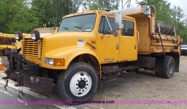 image for item K1401 2000 International 4900 dump truck