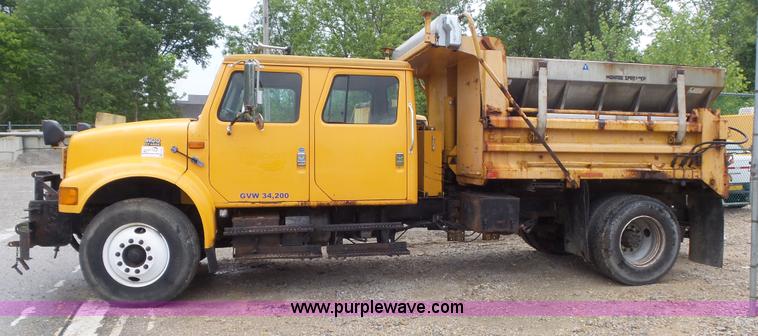 image for item K1401 2000 International 4900 dump truck