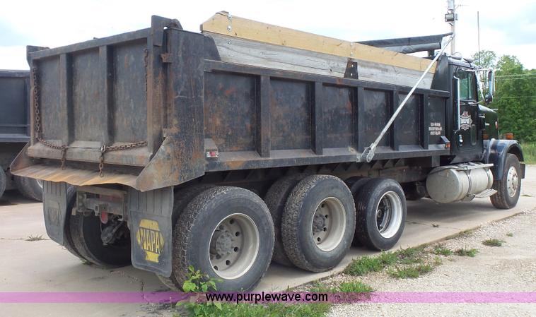 image for item K1411 1993 International F9370 dump truck