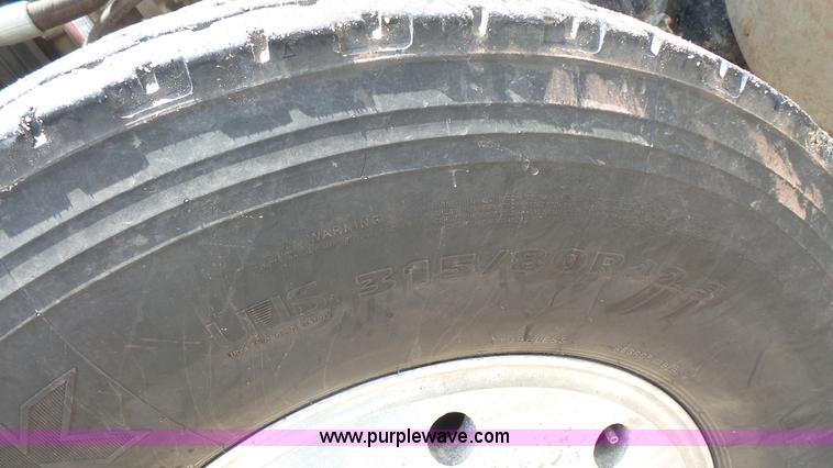 image for item K1411 1993 International F9370 dump truck