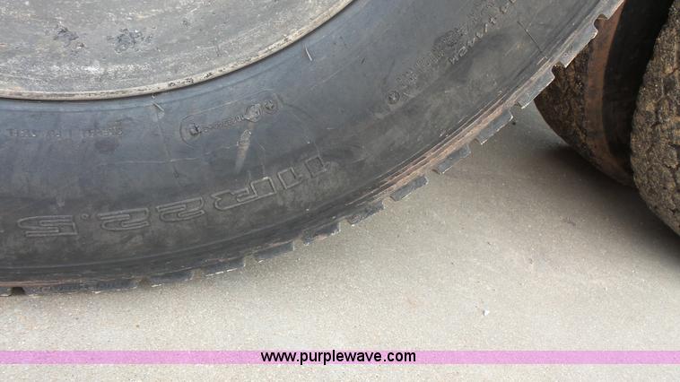 image for item K1411 1993 International F9370 dump truck