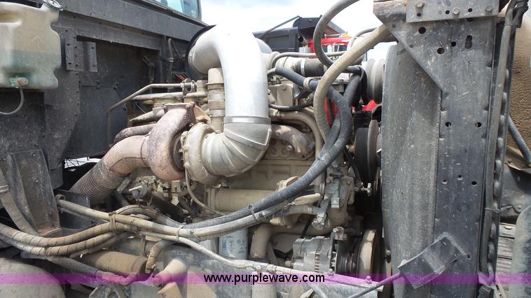 image for item K1411 1993 International F9370 dump truck