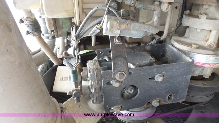 image for item K1411 1993 International F9370 dump truck