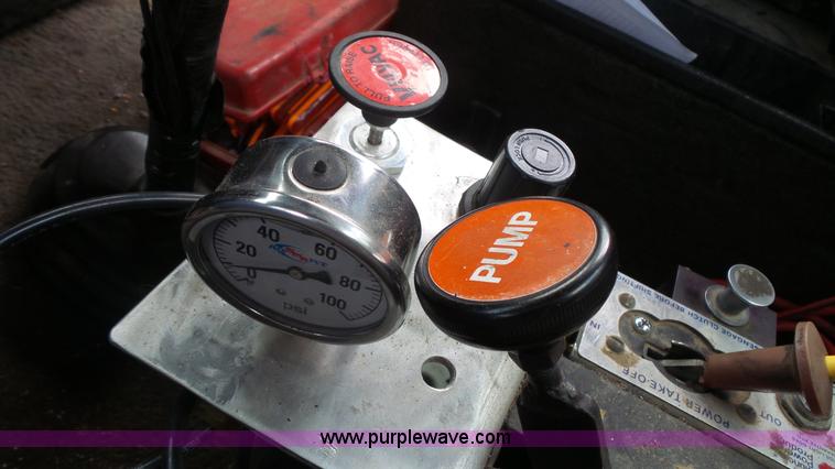 image for item K1411 1993 International F9370 dump truck