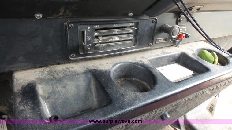 image for item K1411 1993 International F9370 dump truck