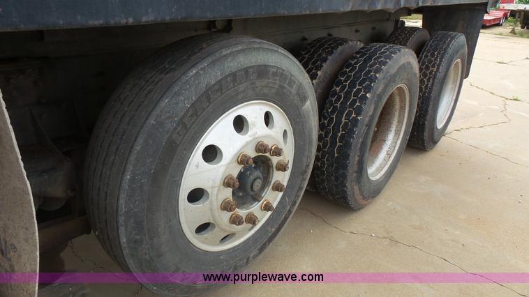 image for item K1412 1999 International Paystar 5000 dump truck