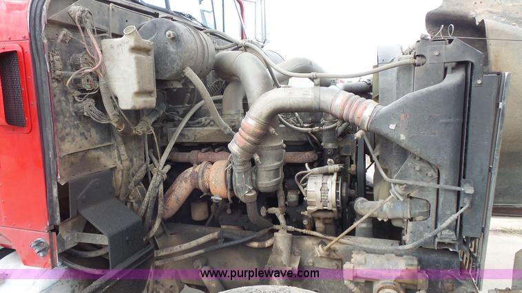 image for item K1412 1999 International Paystar 5000 dump truck