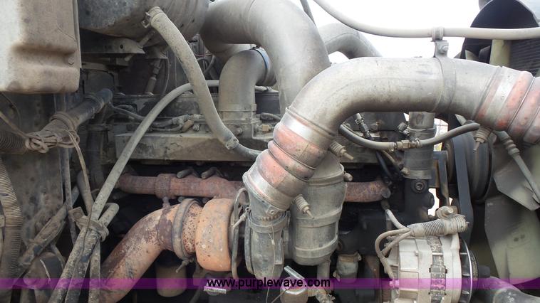 image for item K1412 1999 International Paystar 5000 dump truck