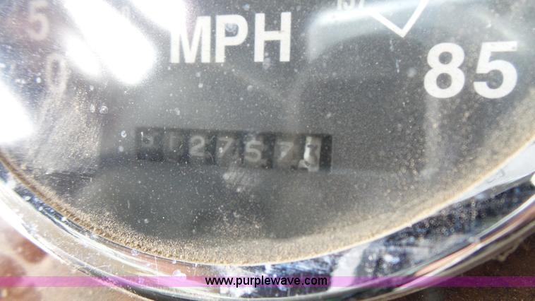 image for item K1412 1999 International Paystar 5000 dump truck