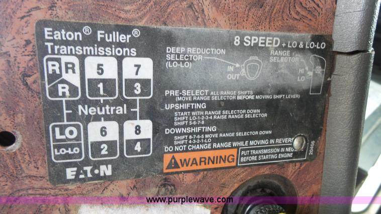 image for item K1412 1999 International Paystar 5000 dump truck