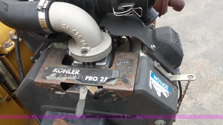 image for item K1425 2003 Vermeer BC625A wood chipper