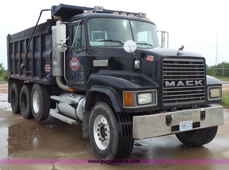 image for item K1429 2001 Mack CH613 Granite dump truck