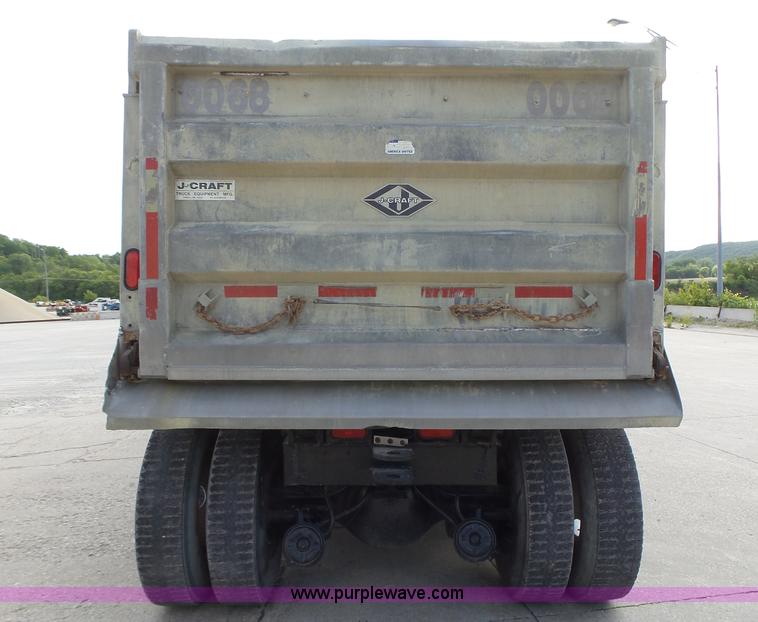 image for item K2209 2000 International F4900 dump truck