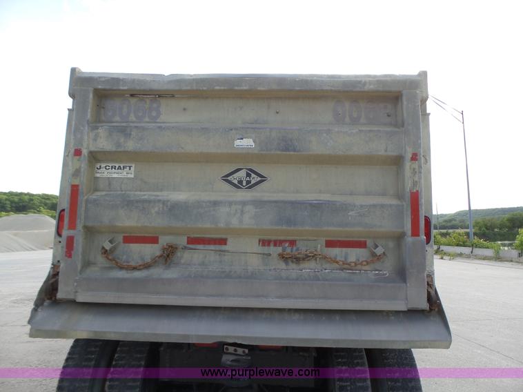 image for item K2209 2000 International F4900 dump truck
