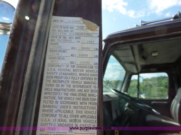 image for item K2209 2000 International F4900 dump truck