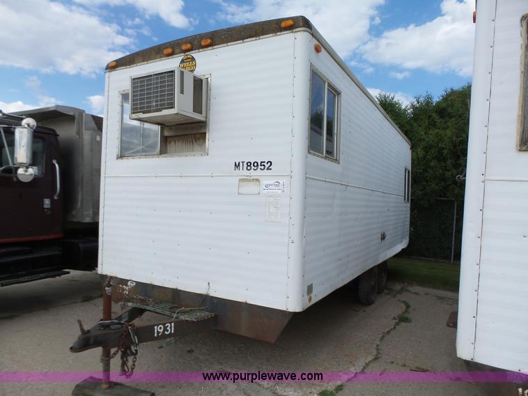 image for item K2210 1986 Wells Cargo office trailer