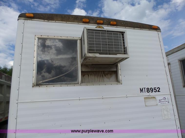 image for item K2210 1986 Wells Cargo office trailer