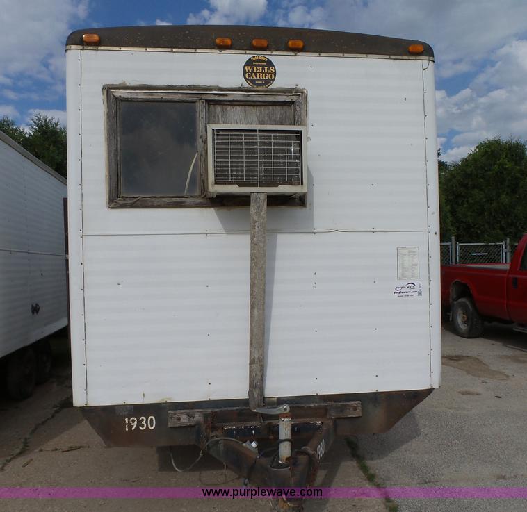 image for item K2211 1986 Wells Cargo office trailer