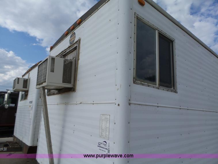 image for item K2211 1986 Wells Cargo office trailer
