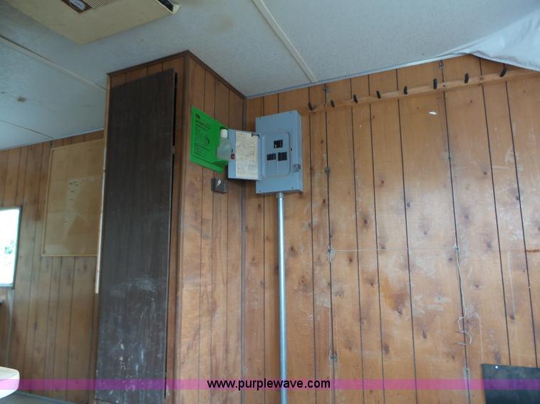 image for item K2211 1986 Wells Cargo office trailer