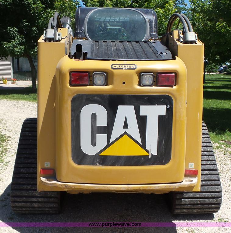 image for item K2213 2007 Caterpillar 277C skid steer