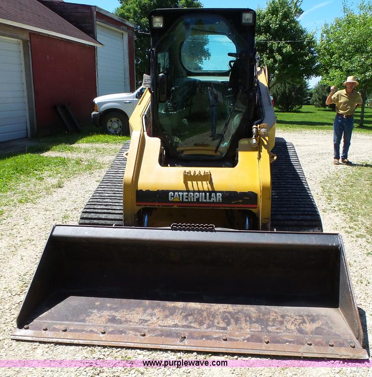 image for item K2213 2007 Caterpillar 277C skid steer