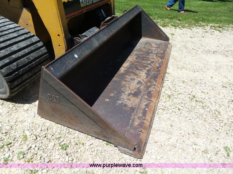 image for item K2213 2007 Caterpillar 277C skid steer