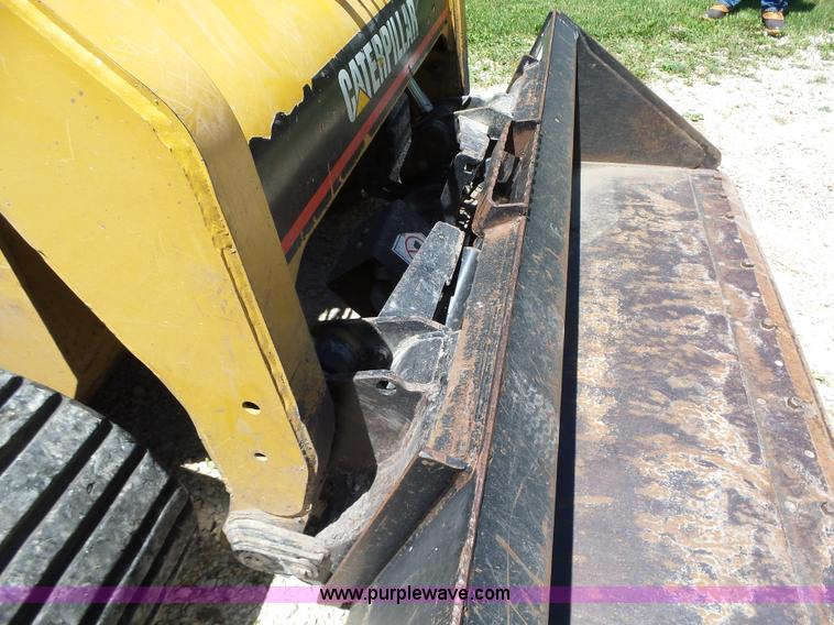 image for item K2213 2007 Caterpillar 277C skid steer