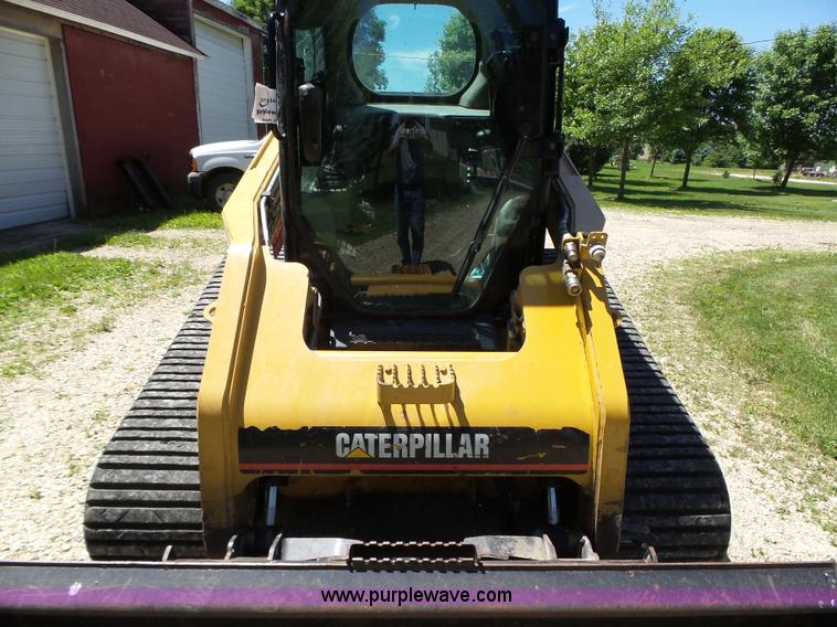 image for item K2213 2007 Caterpillar 277C skid steer